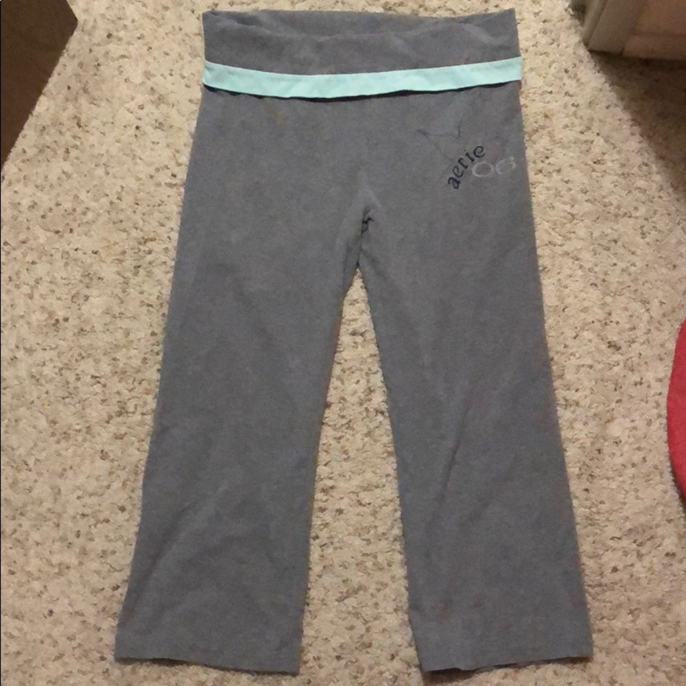Aerie cropped yoga pants